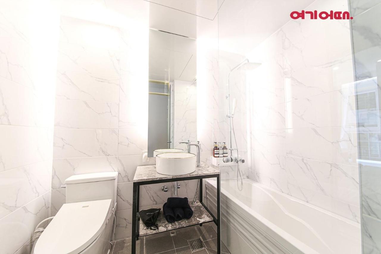 De Homme Hotel Пусан Екстер'єр фото